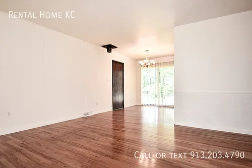 9010 W 101st St — Photo 7