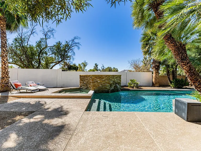 11832 N Oakhurst Way — Photo 50