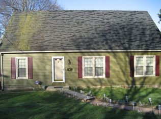 11 Magnolia Pl, Middletown, CT 06457