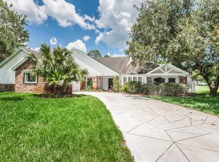 8910 Cessna Dr, New Port Richey, FL 34654