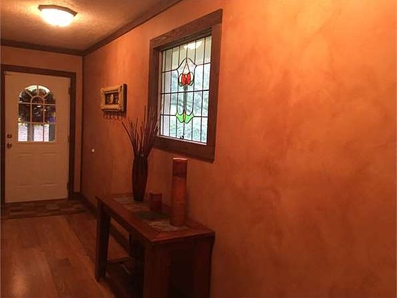 3rd image of 4208 Evelyn Gay Ln