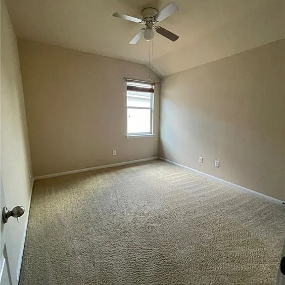 704 S Frontier Ln — Photo 30