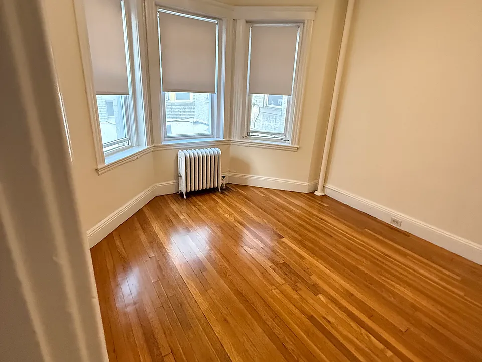1207 Boylston St #2