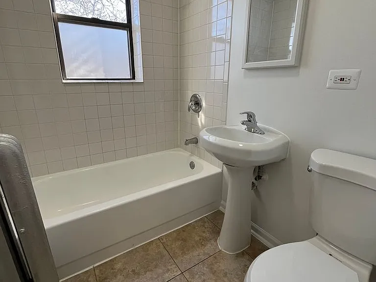 5000 W Adams St — Photo 13