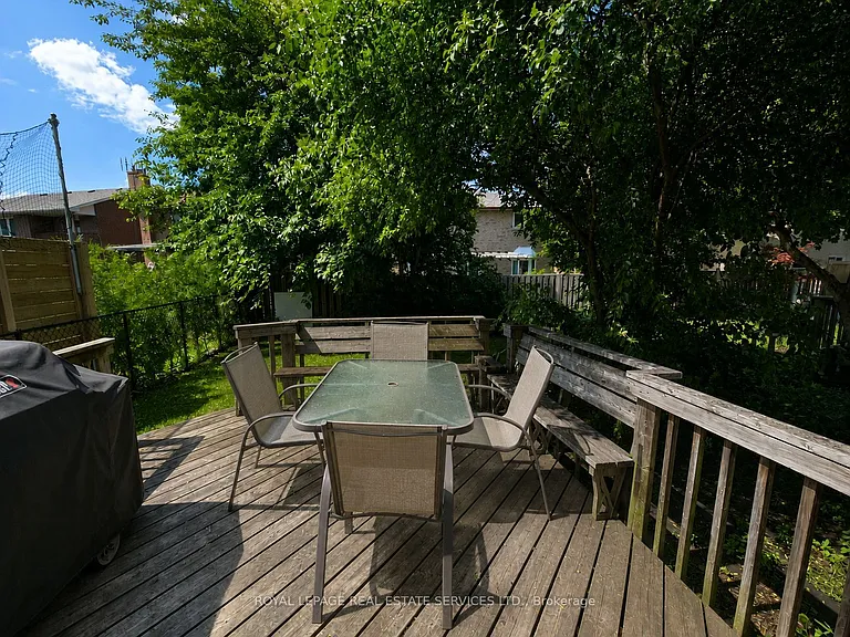 86 Green Bush Cres — Photo 12