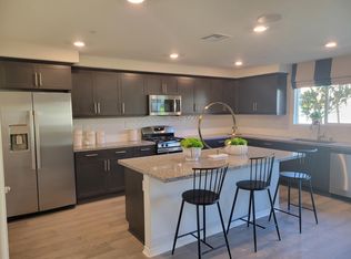 32060 Rambling Ct, Winchester, CA 92596