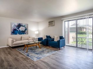 501 W 40th Pl #C4, Hobart, IN 46342