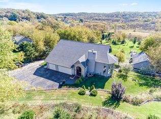 W983 Clayton Ct, Burlington, WI 53105