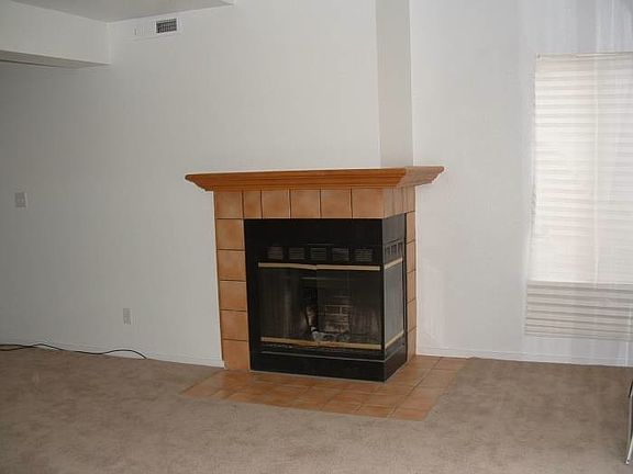 4th image of 262 Heron Dr