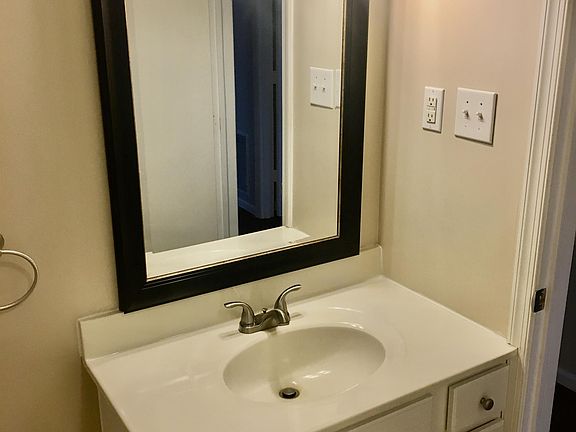 2nd image of 300 College Park Dr #B