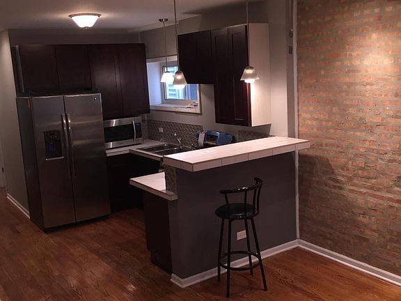 KITCHEN/LIVING ROOM COMBO