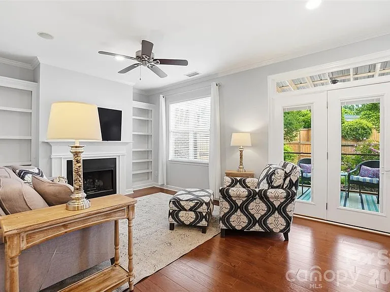 19512 Topgallant Dr — Photo 7