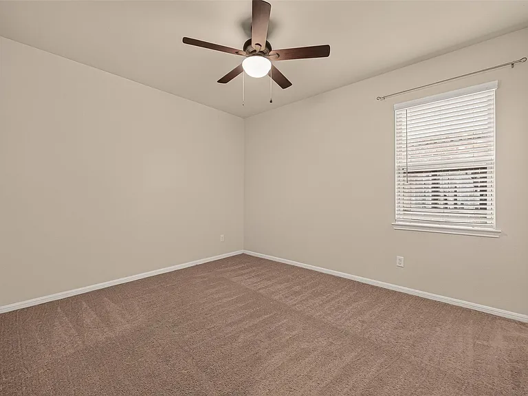 13129 Leisure Cove Dr — Photo 22