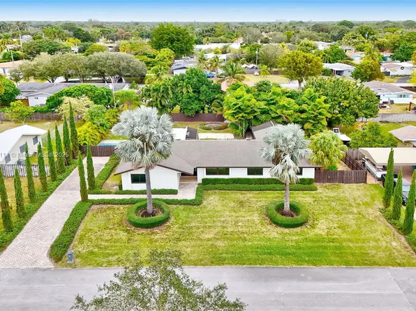8531 SW 185th Ter, Cutler Bay, FL 33157