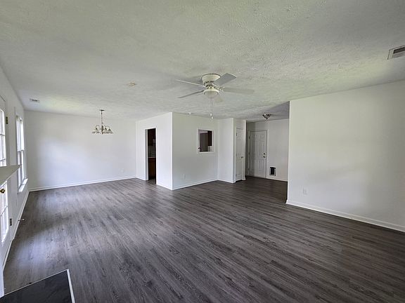 3rd image of 1521 Kara Ct