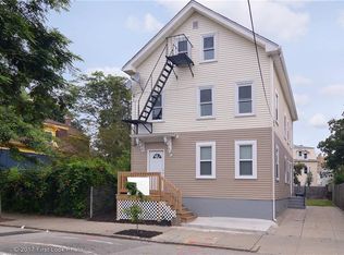 93 Superior St, Providence, RI 02907