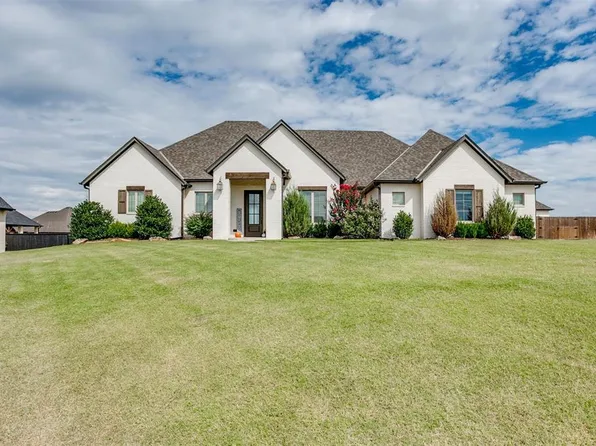 1318 Breve Ct, Newcastle, OK 73065