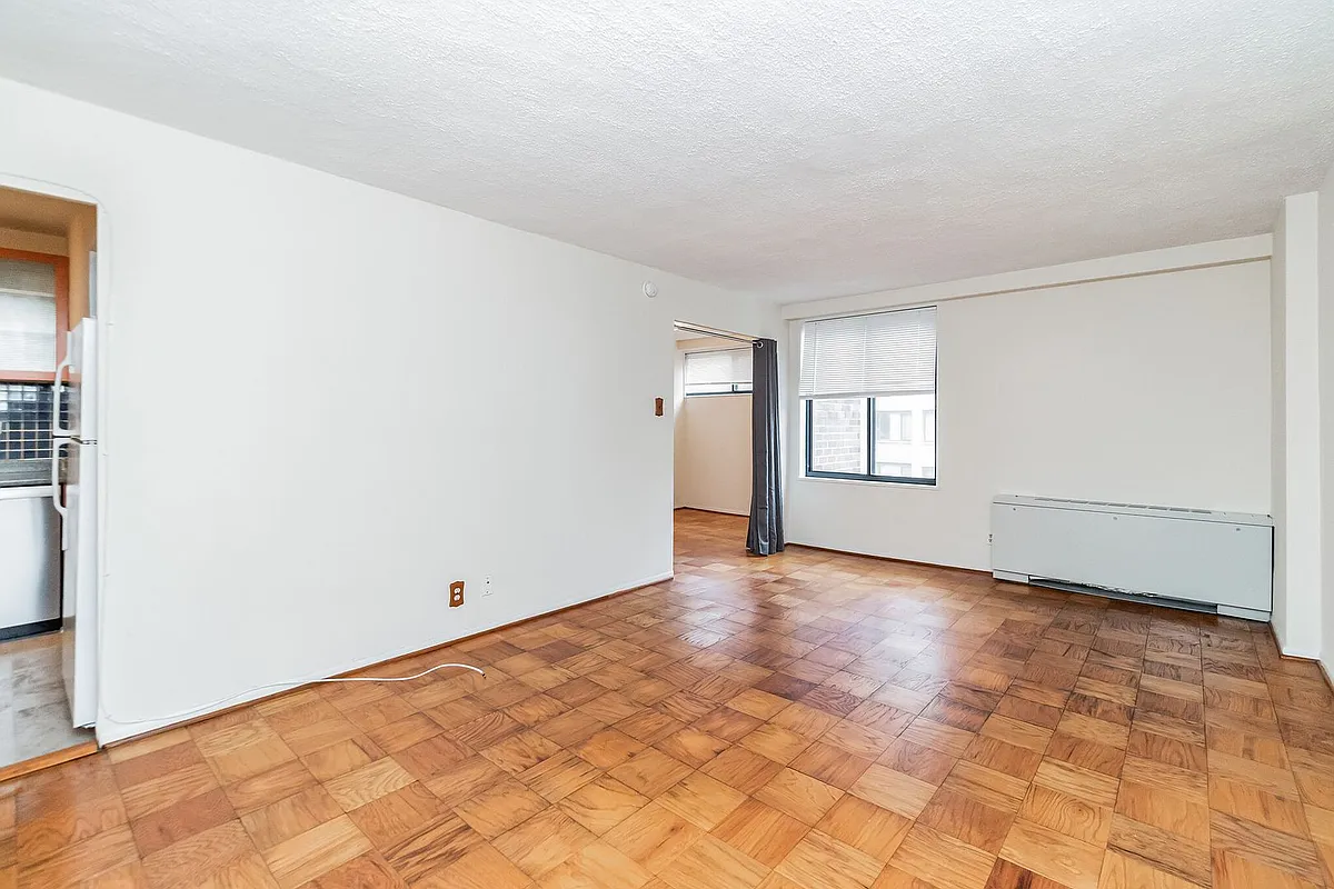 Building Photo - 1420 N St NW #605