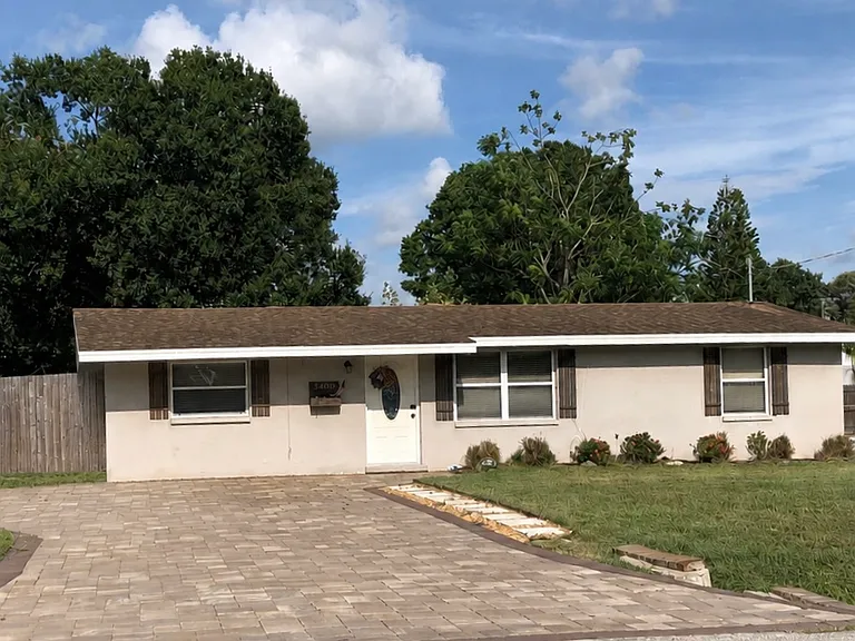 3409 Cambridge Dr — Photo 1