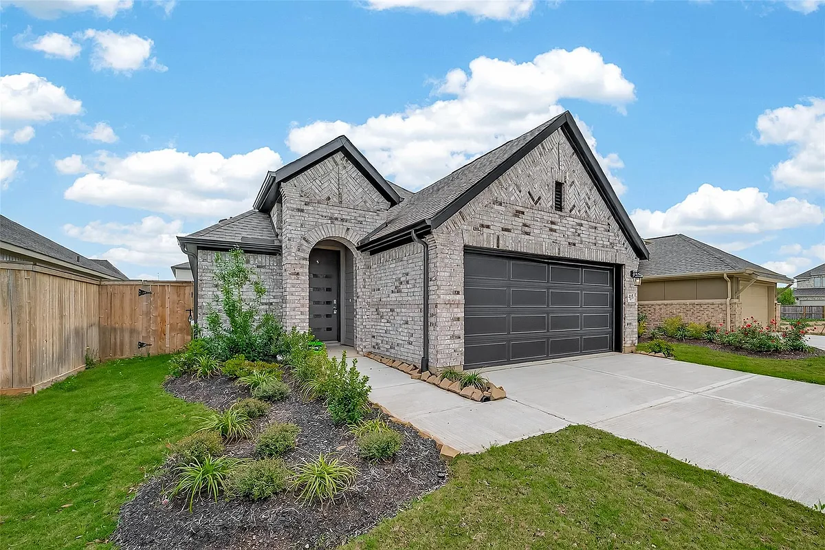 Building Photo - 415 Twilight Meadow Way