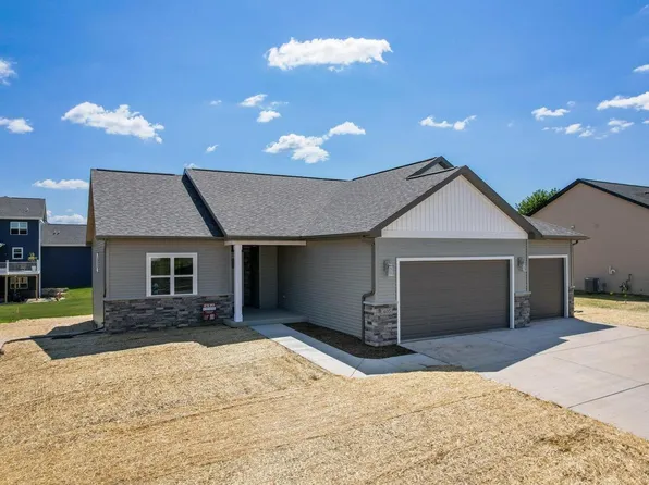 405 Melissa Lane #77, Cottage Grove, WI 53527