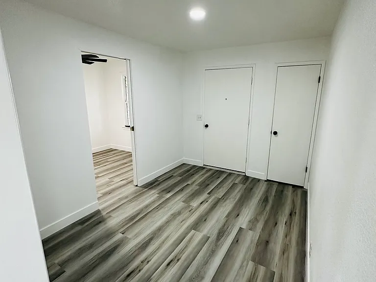 13242 S Henderson Rd — Photo 11