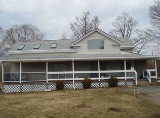 5563 Hill Rd, Hamilton, NY 13346