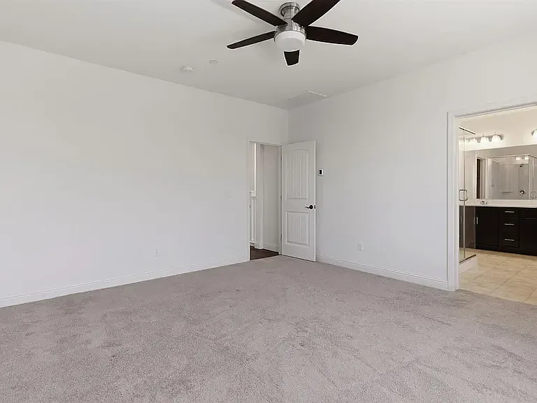 520 E Albertina Ave — Photo 32