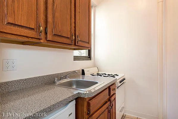 Rented by Living New York | media 11