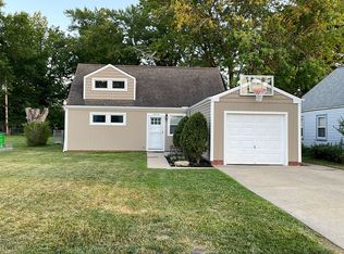 29236 W Willowick Dr, Willowick, OH 44095