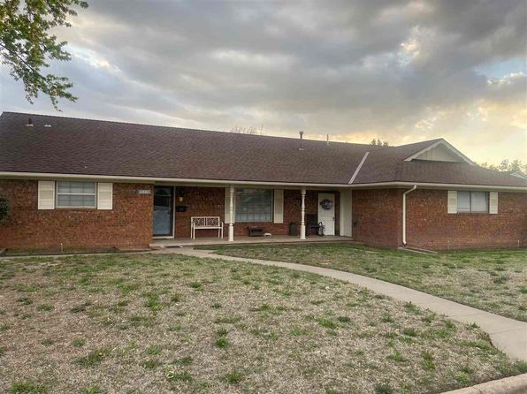 Blaine County Real Estate Blaine County Ok Homes For Sale Zillow