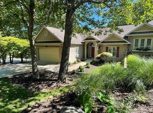114 Las Campanas Rd, Sunrise Beach, MO 65079