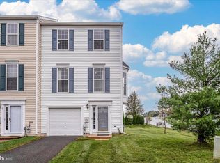 1 Lisa Dr, Newark, DE 19702