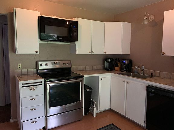 5th image of 1113 Bellefield Park Ln