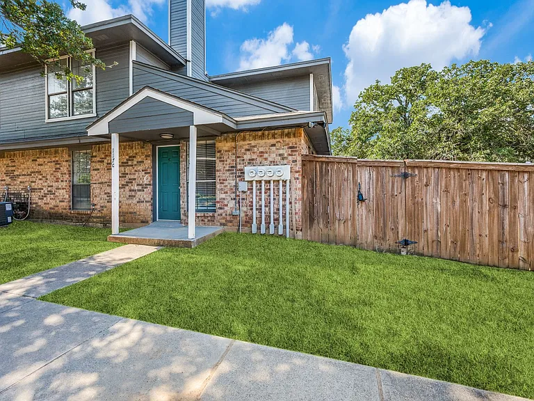117 Peachtree Court — Photo 13