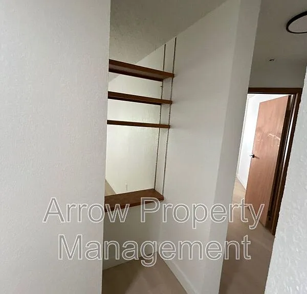 205 E Arbor Ave #310G — Photo 5