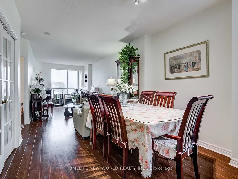 55 Bloor St E #2001 — Photo 4