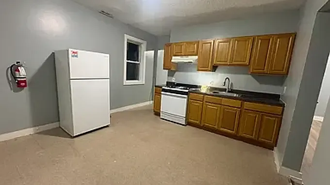 40 Lilac St #3 — Photo 2