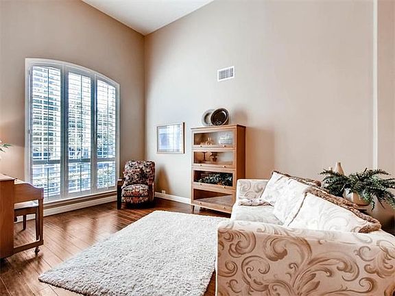 4th image of 7412 Black Mountain Dr