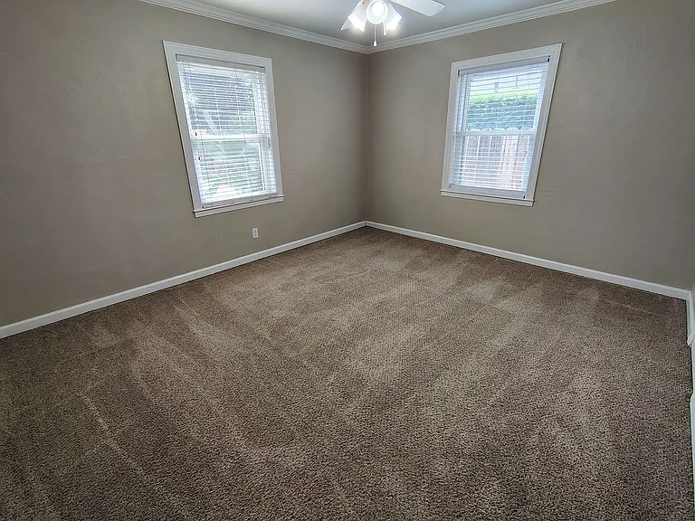 404 Camellia Way — Photo 13