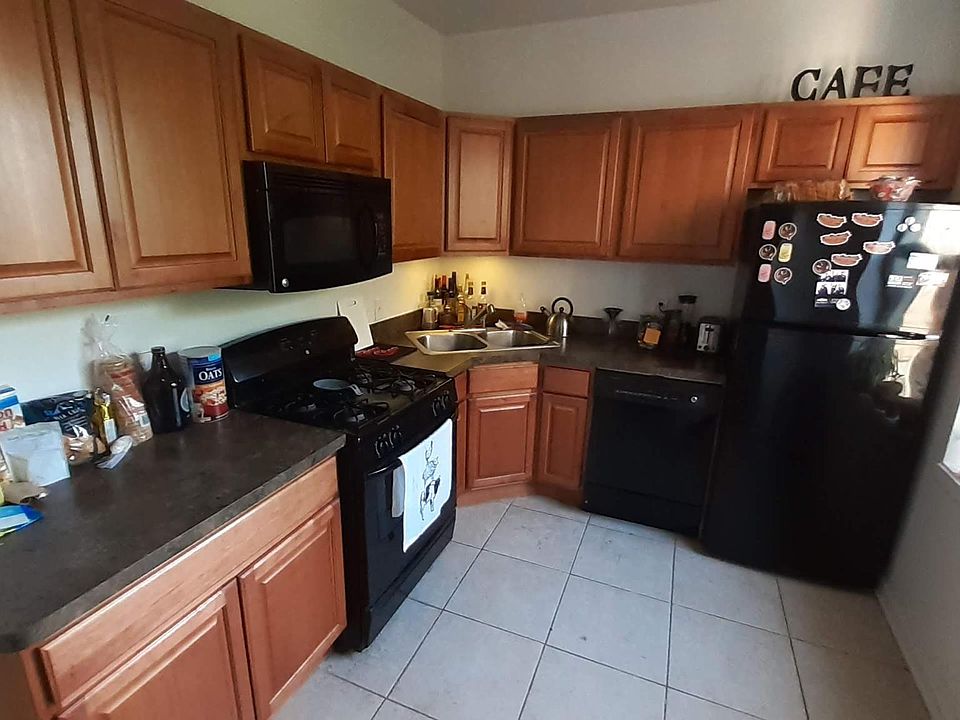 1st image of 3402 W Cortland St #2