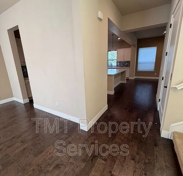 2839 Sevilla Ln — Photo 18