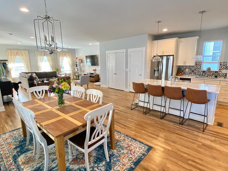 1st image of 717 Arbor Trace Cir Unit 8