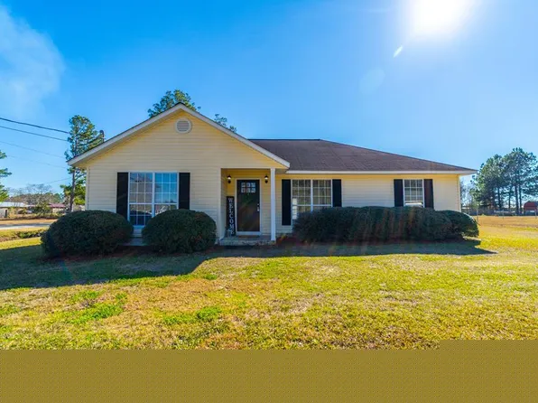 340 Tippin Dr, Douglas, GA 31535