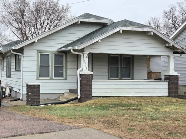3718 W 4th St, Sioux City, IA 51103