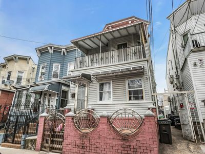 3223 95th Street, East Elmhurst, NY, 11369
