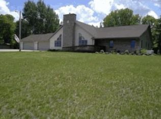 2817 N Merryland Rd, Rosholt, WI 54473
