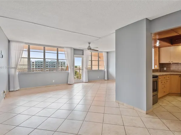 2025 NE 164th St APT 708, North Miami Beach, FL 33162