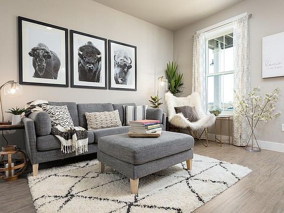 4th image of 6016 Farmstead Ave #17