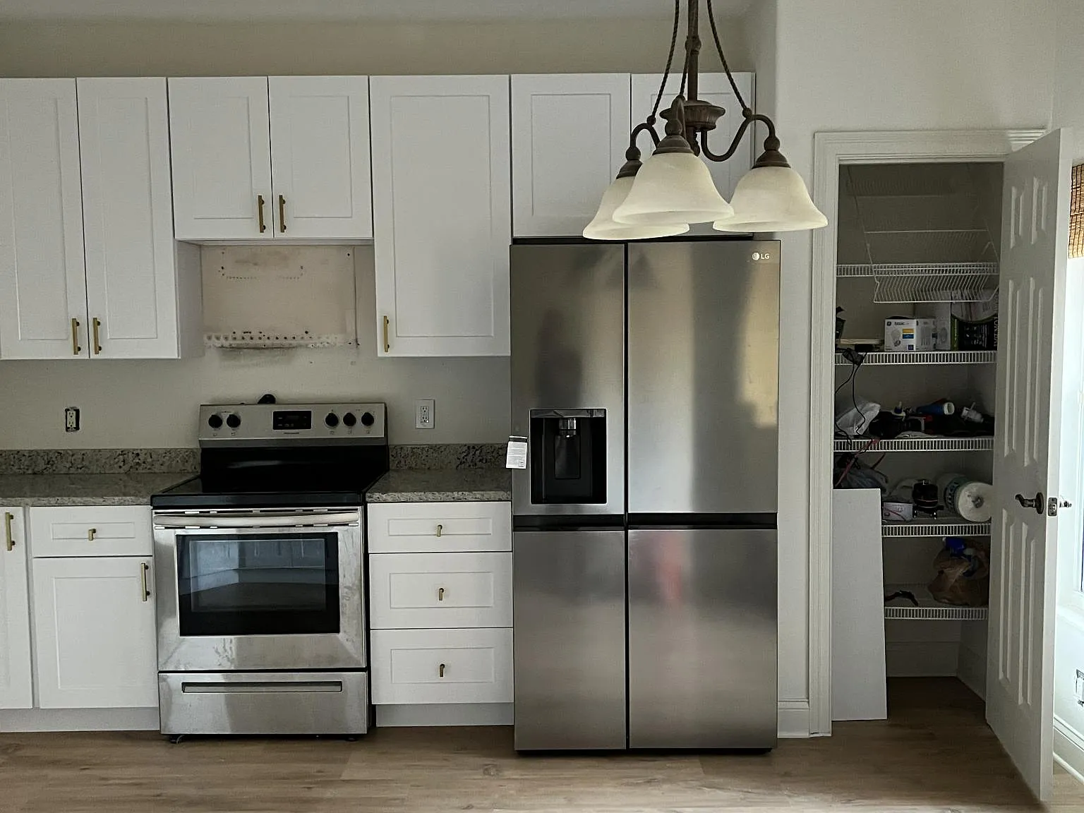 7122 Regina Way — Photo 2